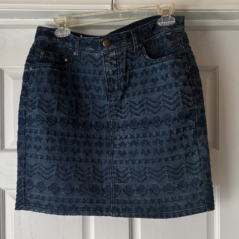 Tru Luxe Dark Blue Patterned Mini Skirt